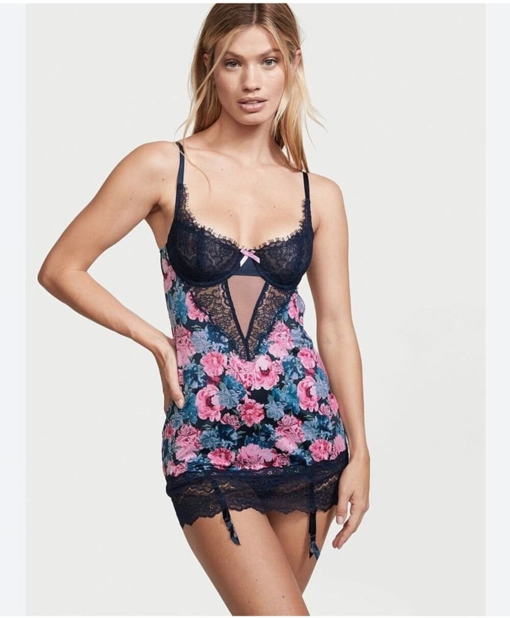 NEW Victorias Secret Second Skin Jartiyer Lace Garter Slip Lace Coquette Rose XS